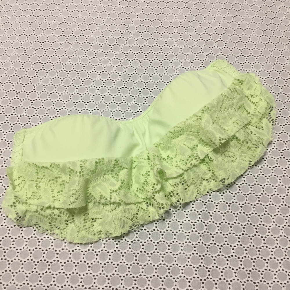 Victoria’s Secret | SWIM Ruffle Bandeau Bikini Bra